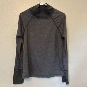 Sundance Top Shirt Womens Medium Gray Mock Neck Pull Over Thumb Holes Minimalist